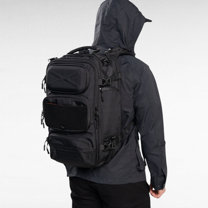 Oono Backpack V3.5 detail showing the hidden back security pocket and cash-and-card strap pocket, with the sling&