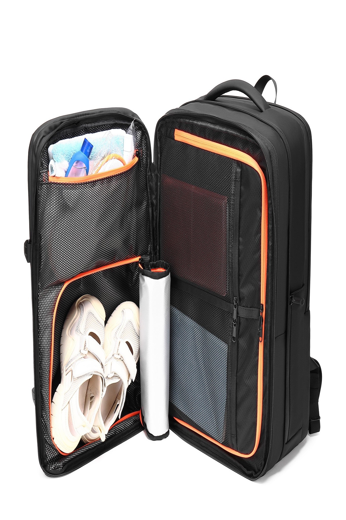 Executive Pro Backpack 35L dedicated shoe and toiletry compartment with mesh dividers